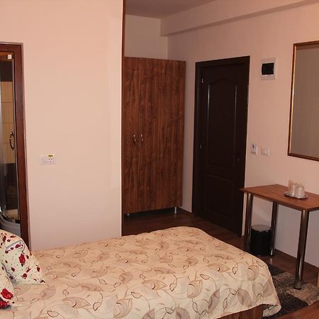 Camere-Apartament Steyna Алба Юлия Екстериор снимка