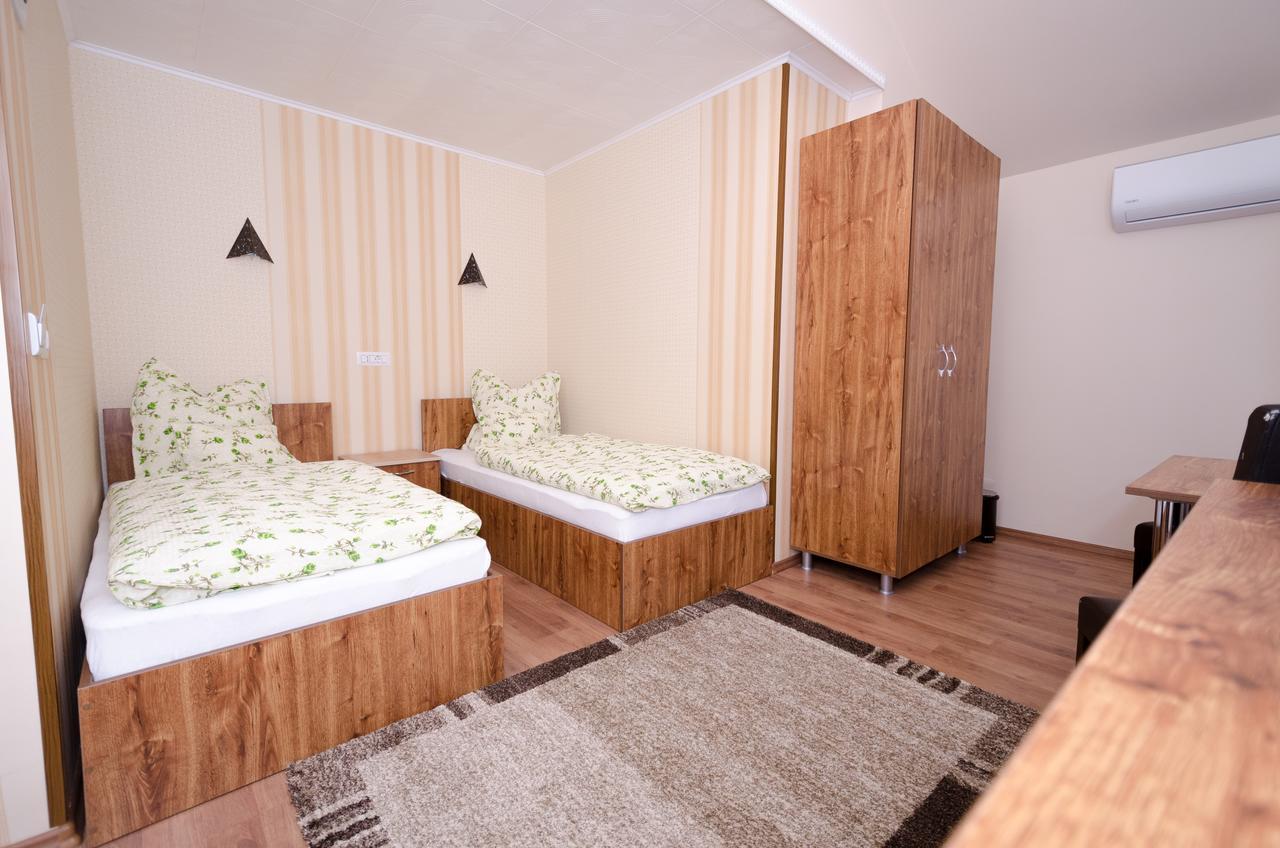 Camere-Apartament Steyna Алба Юлия Екстериор снимка