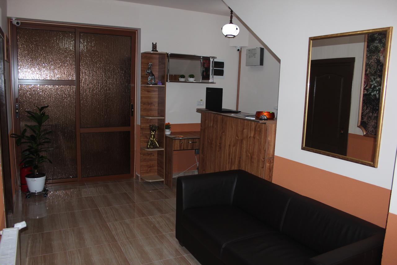 Camere-Apartament Steyna Алба Юлия Екстериор снимка