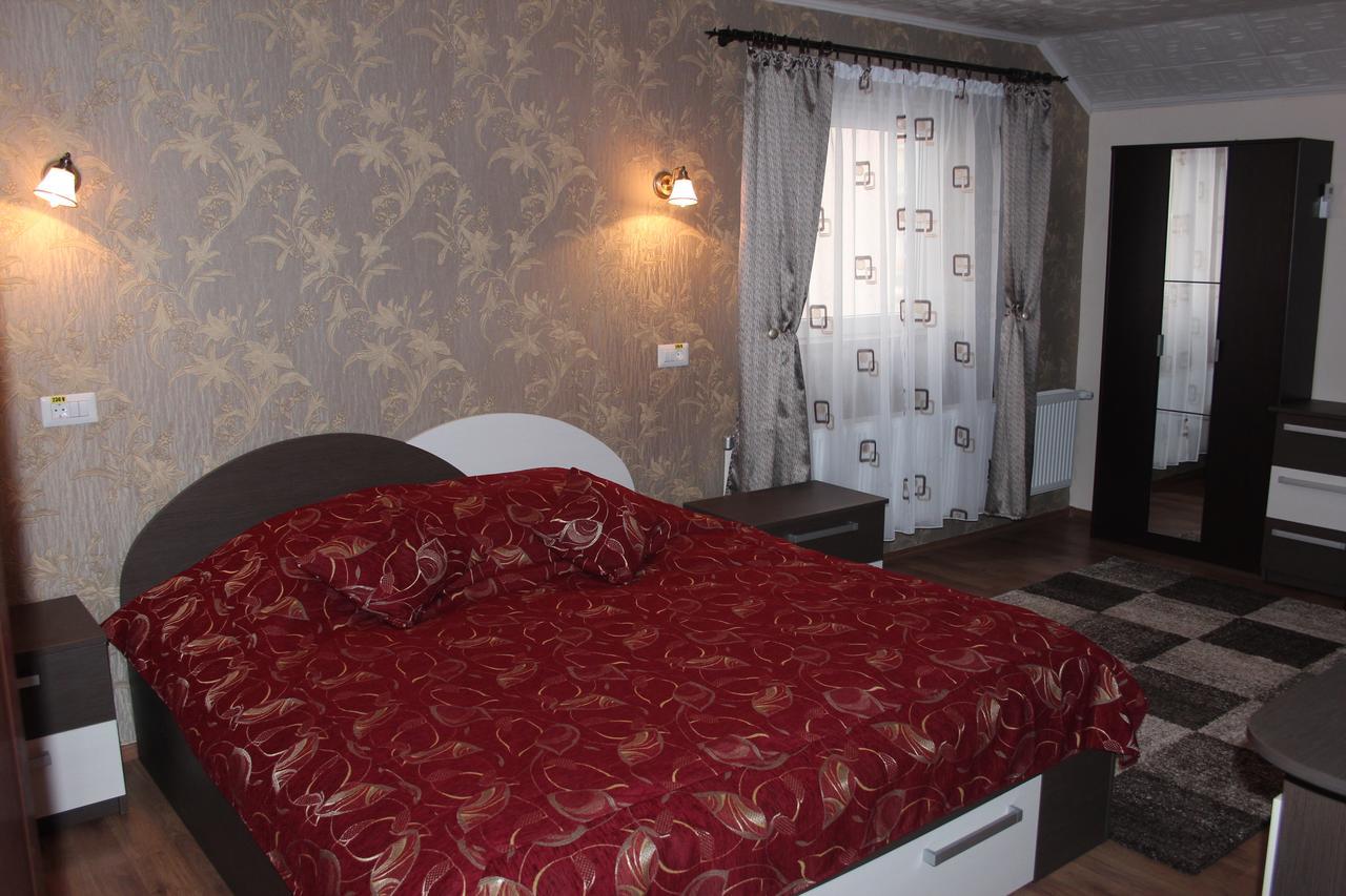 Camere-Apartament Steyna Алба Юлия Екстериор снимка